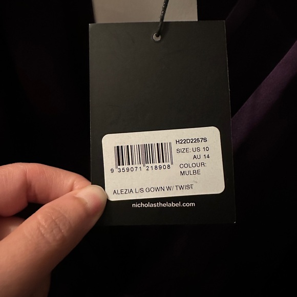 NICHOLAS Alezia twist-front cutout satin dress - Picture 9 of 10